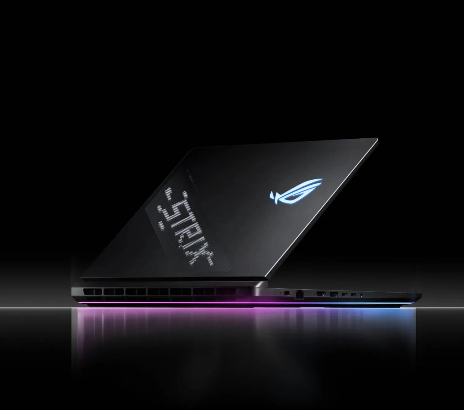 ASUS ROG Strix SCAR 18 G835LX-XS97 Core Ultra 9 RTX 5090 18” 2.5K 240Hz Gaming Laptop