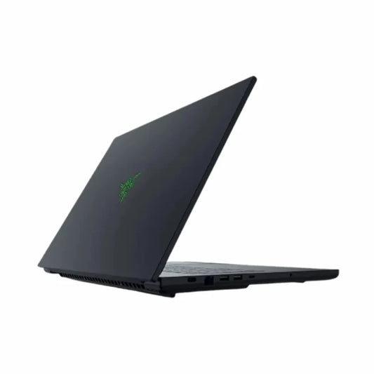 Razer Blade 18 RZ09-05299ER4-R3U1 Core Ultra 9 275HX RTX 5090 18” 4K UHD 240Hz Gaming Laptop